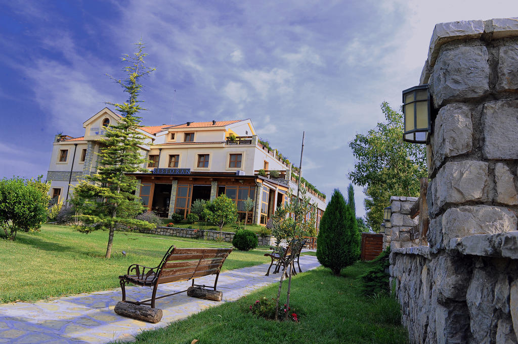 Hotel Aria Mitrovici  Exterior foto