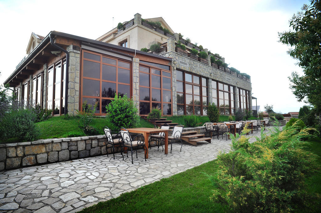Hotel Aria Mitrovici  Exterior foto